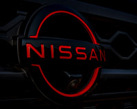 Фото логотипа (эмблемы, знака, фирменной надписи) автобусов марки Nissan «Ниссан»